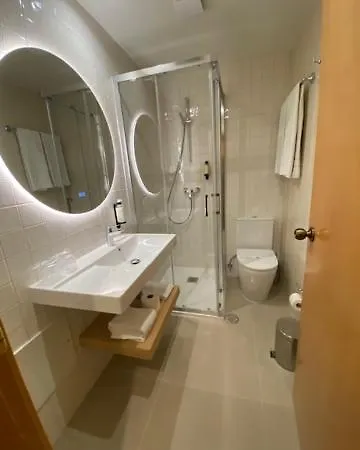 Hotel Cova Da Iria 3*