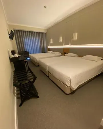 Hotel Cova Da Iria 3*