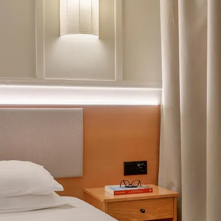 Cova Da Iria Hotel 3*