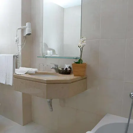 Cova Da Iria Hotel