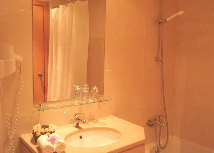 Cova Da Iria Hotel 3*